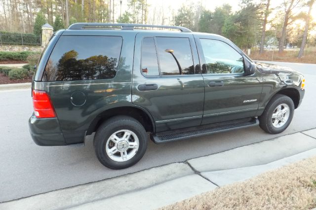 2004 Ford Explorer 4WD 5dr EX