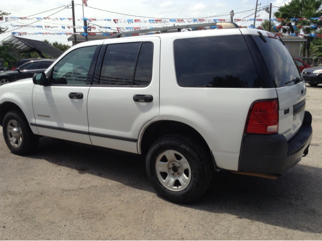 2004 Ford Explorer LT CREW 25