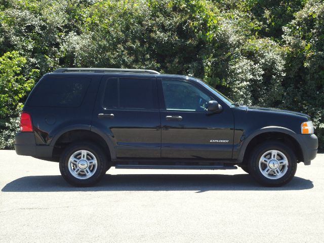 2004 Ford Explorer 2500 4WD