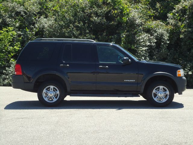 2004 Ford Explorer 2500 4WD