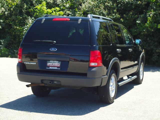 2004 Ford Explorer 2500 4WD