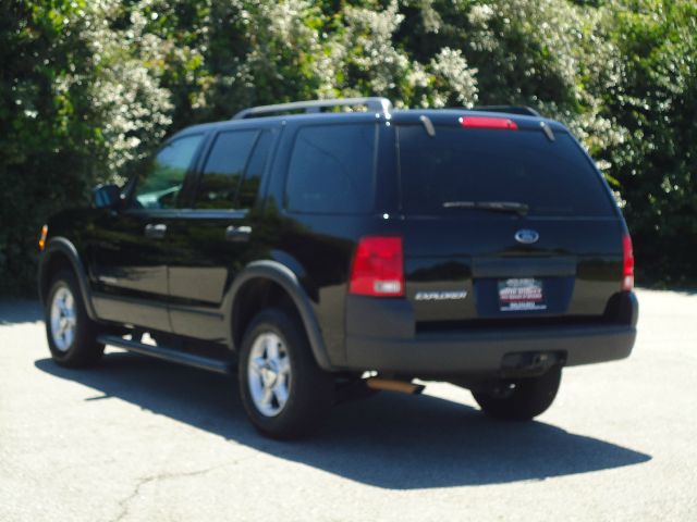 2004 Ford Explorer 2500 4WD