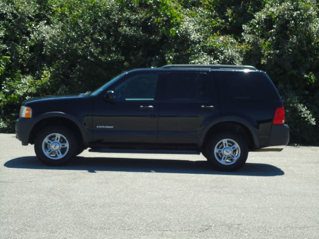 2004 Ford Explorer 2500 4WD