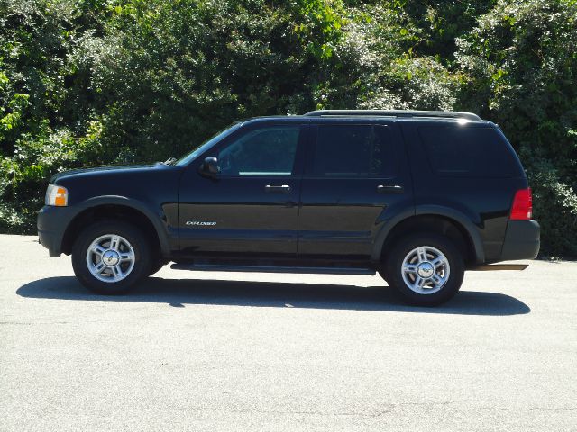 2004 Ford Explorer 2500 4WD