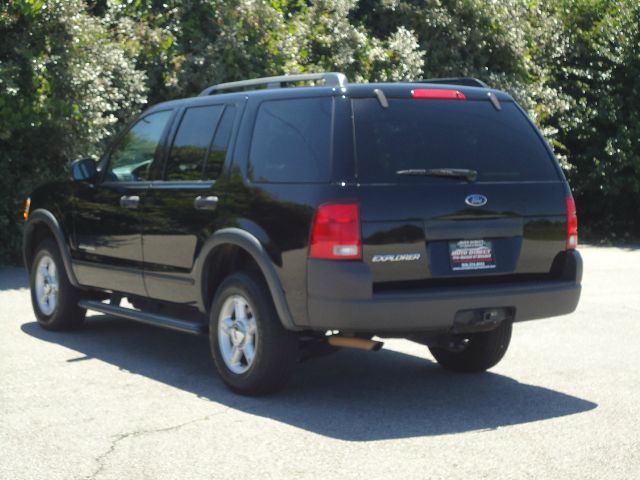 2004 Ford Explorer 2500 4WD