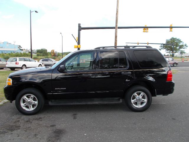 2004 Ford Explorer LT EXT 15