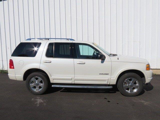 2004 Ford Explorer SLT 25