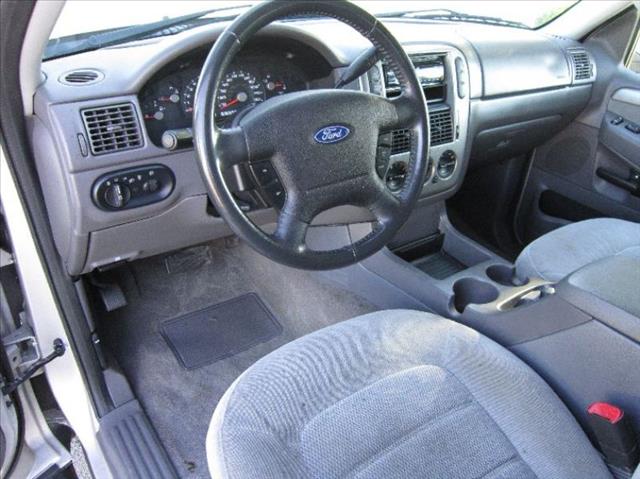 2004 Ford Explorer 4WD 5dr EX