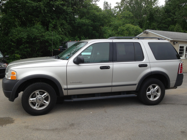 2004 Ford Explorer 2500 4WD