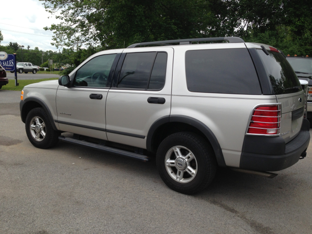 2004 Ford Explorer 2500 4WD