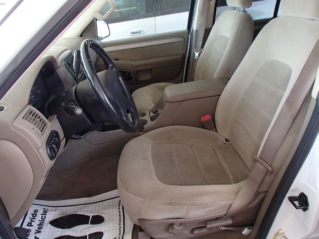 2004 Ford Explorer LT EXT 15