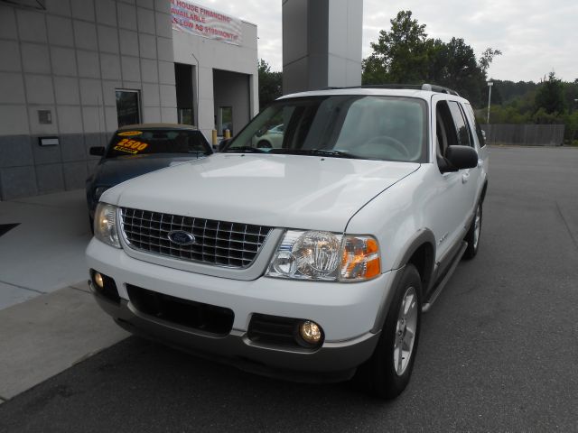 2004 Ford Explorer LT CREW 25