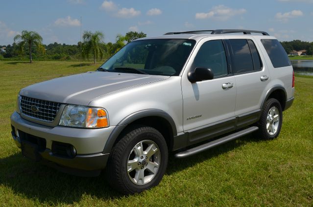 2004 Ford Explorer Touring Sedan