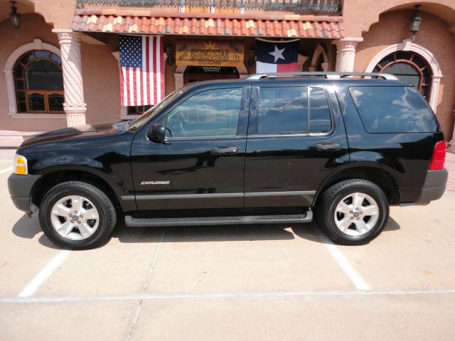 2004 Ford Explorer LT CREW 25