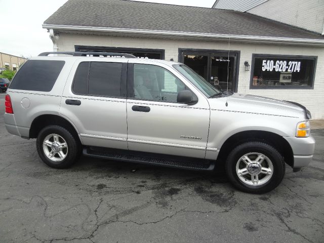 2004 Ford Explorer GXL