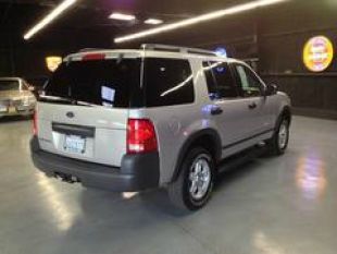 2004 Ford Explorer 2WD Ext Cab Manual