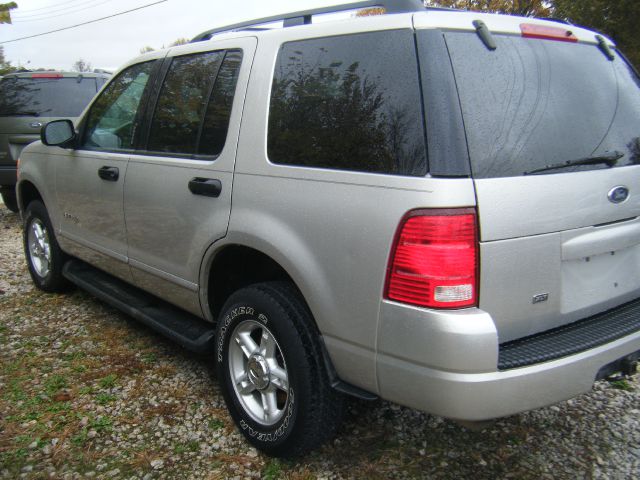 2004 Ford Explorer GXL