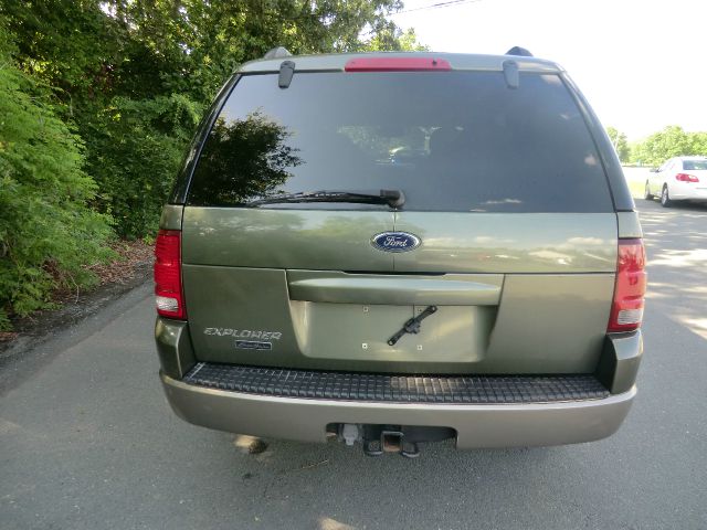 2004 Ford Explorer LT CREW 25