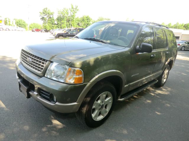 2004 Ford Explorer LT CREW 25