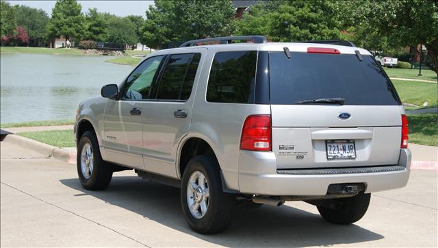 2004 Ford Explorer 4WD 5dr EX