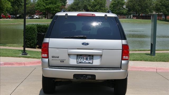 2004 Ford Explorer 4WD 5dr EX