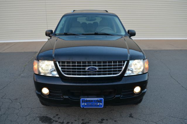 2004 Ford Explorer SLS Base