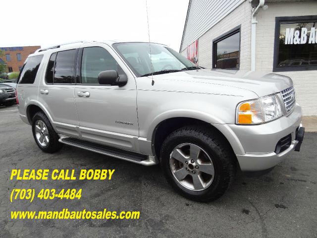 2004 Ford Explorer SLS Base