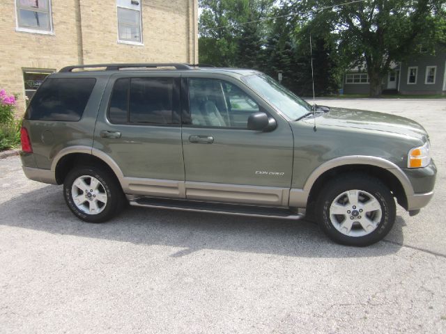 2004 Ford Explorer LT CREW 25