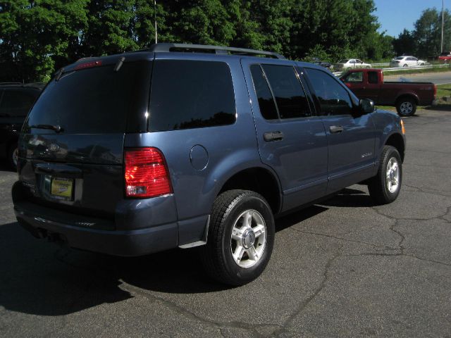 2004 Ford Explorer GXL