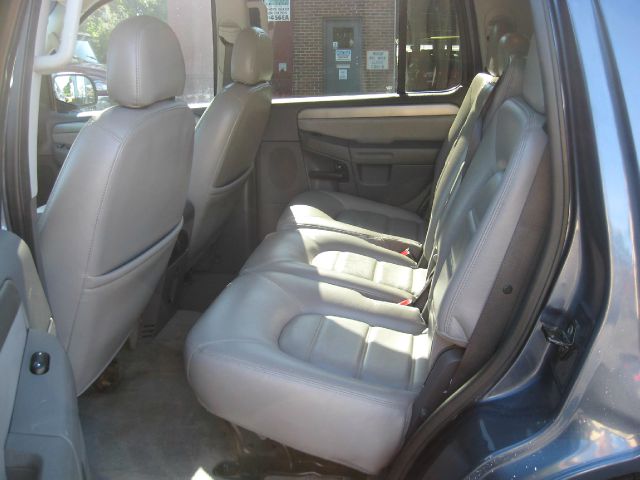 2004 Ford Explorer GXL