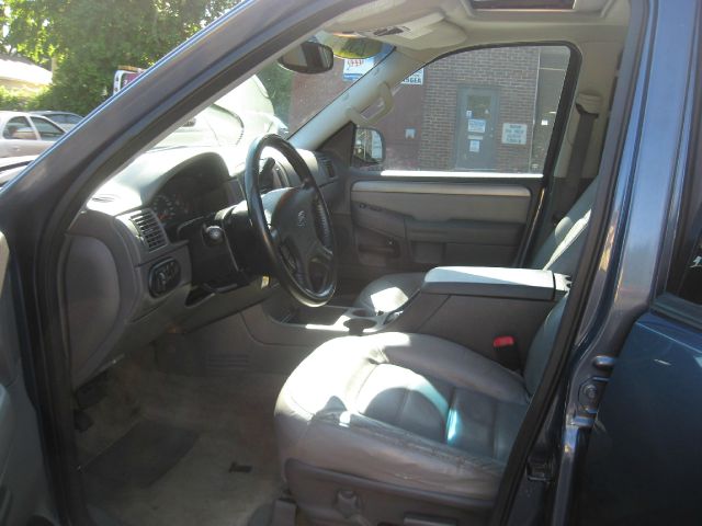 2004 Ford Explorer GXL