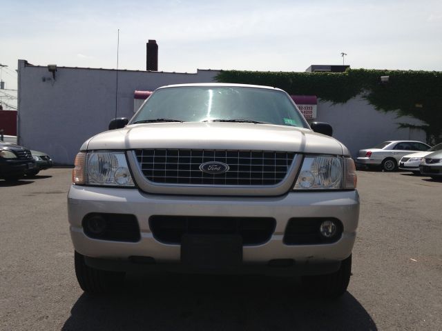 2004 Ford Explorer 2.0T W/ NAV