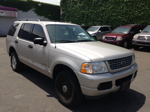 2004 Ford Explorer 2.0T W/ NAV