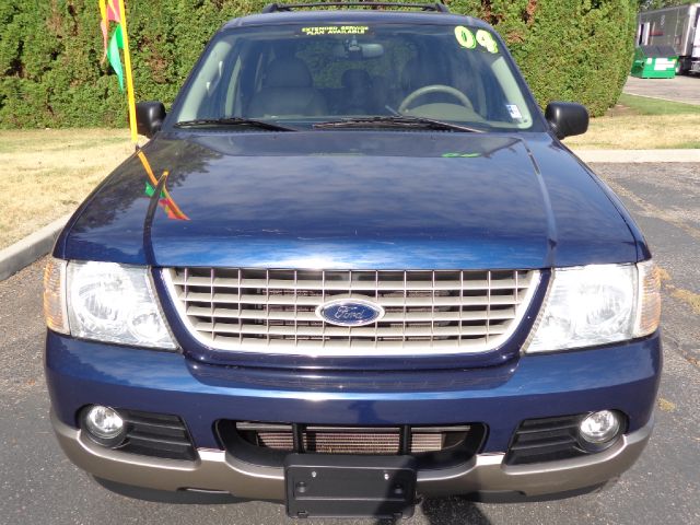 2004 Ford Explorer 2500 4WD