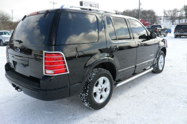 2004 Ford Explorer SLS Base