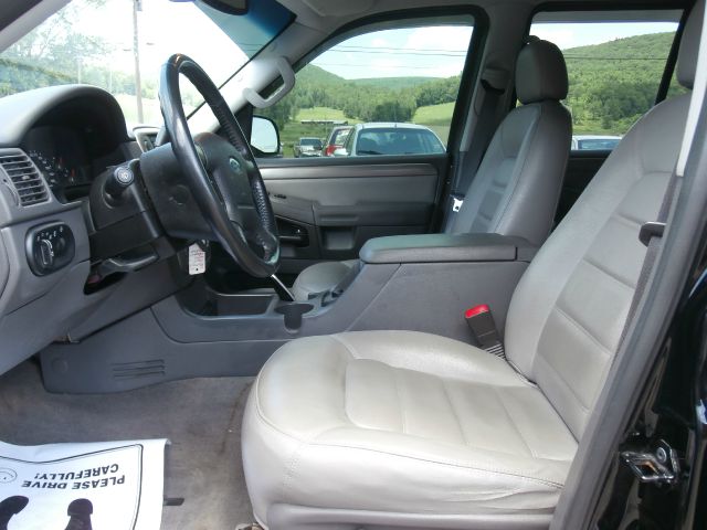 2004 Ford Explorer GXL