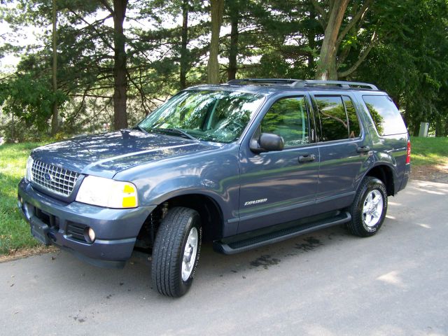 2004 Ford Explorer GXL