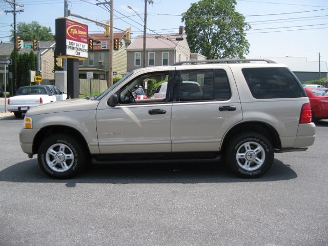 2004 Ford Explorer GXL