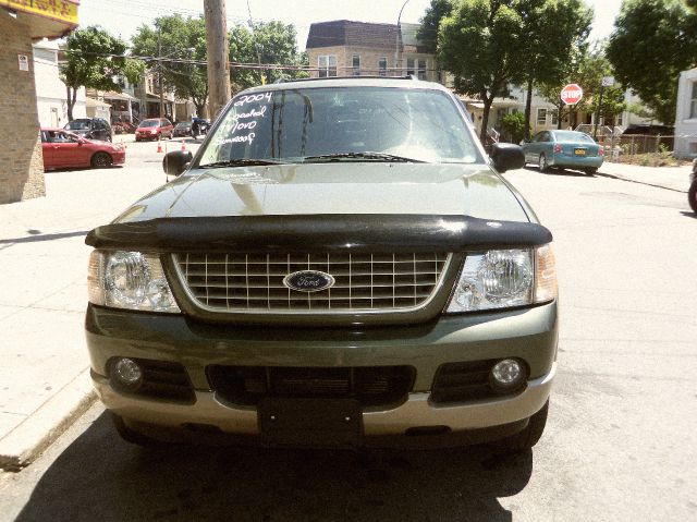 2004 Ford Explorer Custom Deluxe