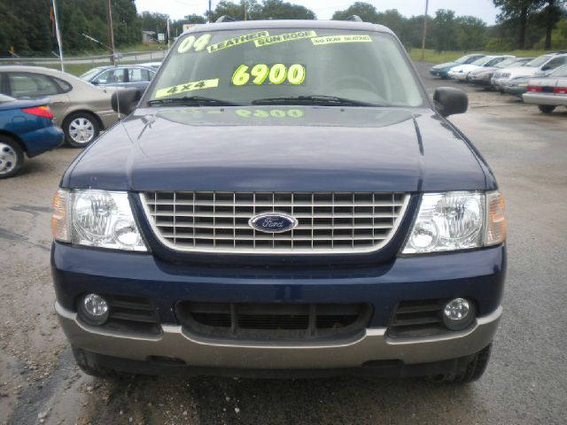 2004 Ford Explorer Custom Deluxe