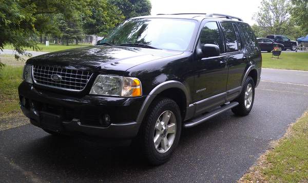 2004 Ford Explorer GXL