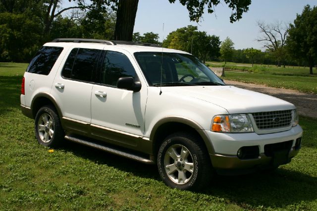 2004 Ford Explorer LT CREW 25