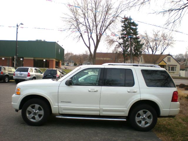 2004 Ford Explorer 1500 LS 4WD