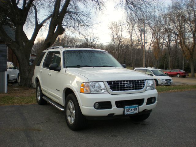 2004 Ford Explorer 1500 LS 4WD