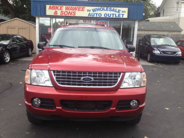 2004 Ford Explorer 2dr LWB