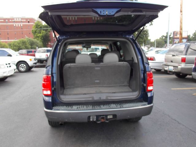 2004 Ford Explorer GXL