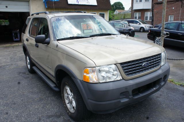 2004 Ford Explorer 2500 4WD