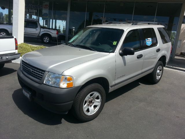 2004 Ford Explorer LT CREW 25