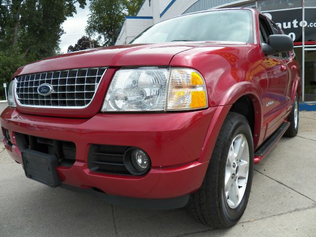 2004 Ford Explorer 2dr LWB