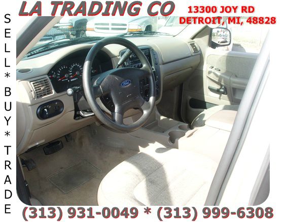 2004 Ford Explorer 2500 4WD